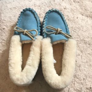 NWOT L.L. Bean women’s moccasins
